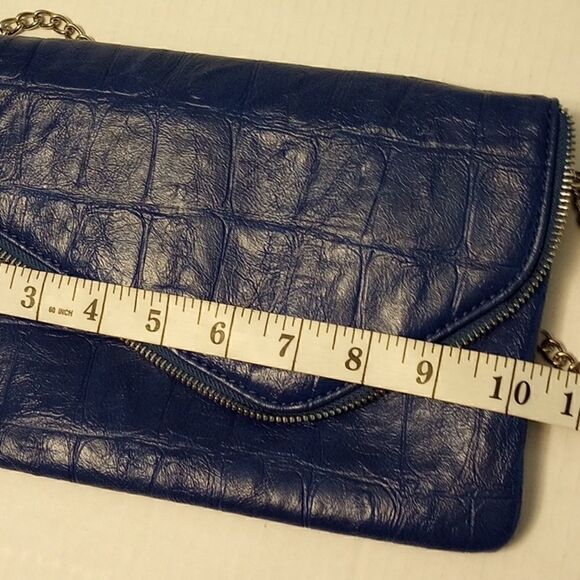 Nine West clutch with removable strap - Picture 9 of 10